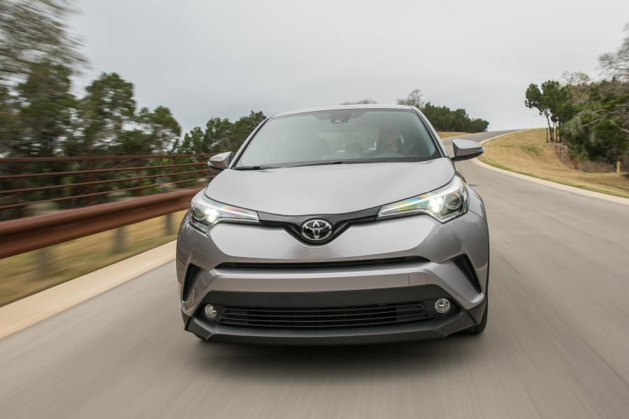  Toyota C-HR 2017 года  (NA) (фото 25 из 44)